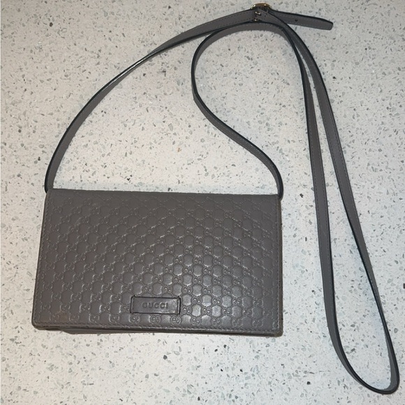 Grey Gucci wallet on chain Bag - Picture 2 of 5